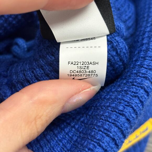 NWT Nike Pitt Panthers Royal Blue Yellow OS Center Swoosh Cuffed Pom Beanie Hat - Picture 9 of 9